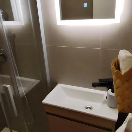Apartments Privlaka *