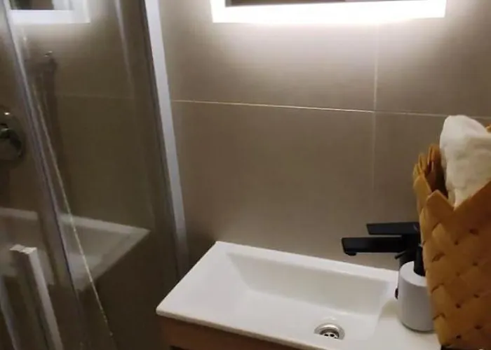 Apartments Privlaka *