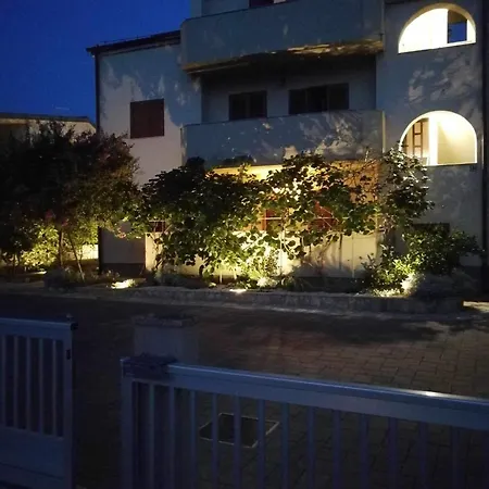 Apartments Privlaka * بريفلاكا